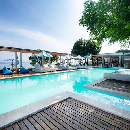 Amp Beach House Toyapakeh エクステリア 写真