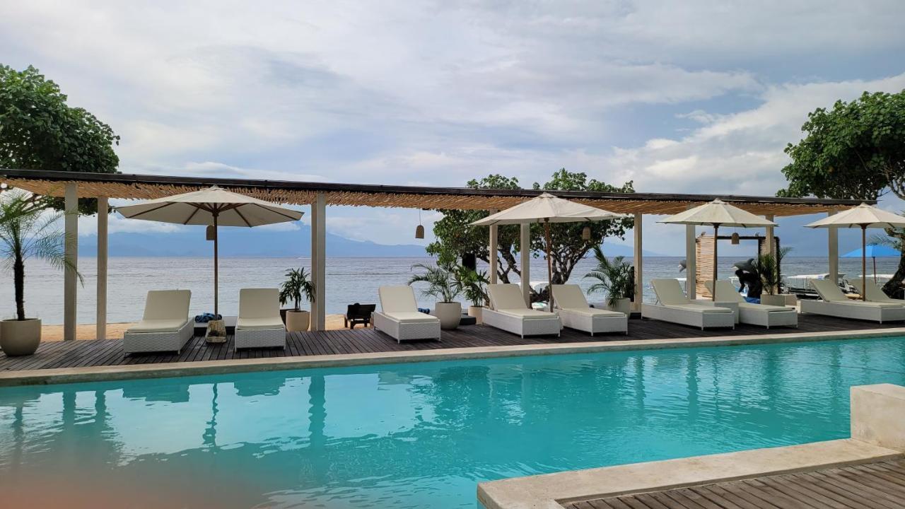 Amp Beach House Toyapakeh エクステリア 写真