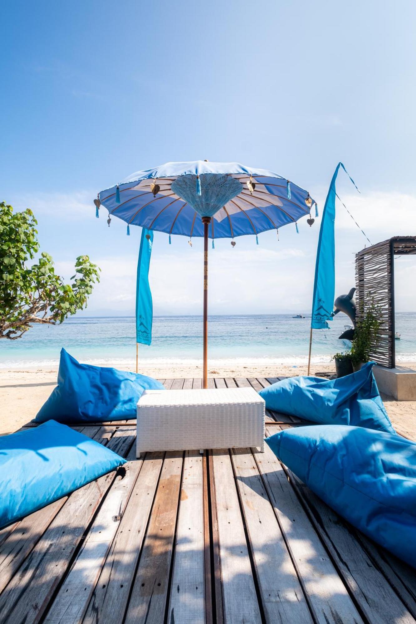 Amp Beach House Toyapakeh エクステリア 写真
