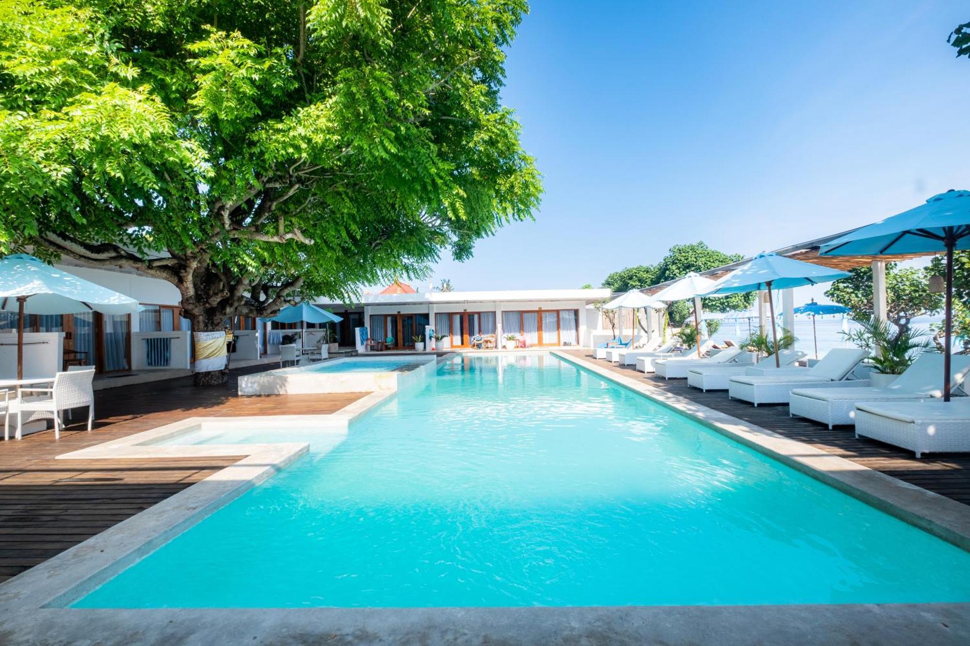 Amp Beach House Toyapakeh エクステリア 写真