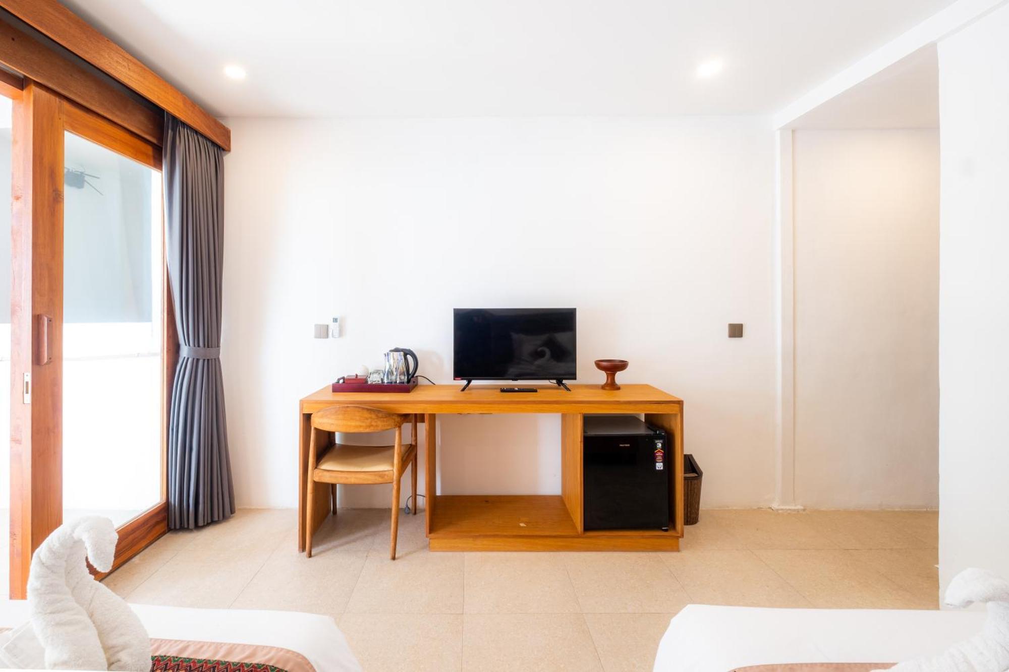 Amp Beach House Toyapakeh 部屋 写真